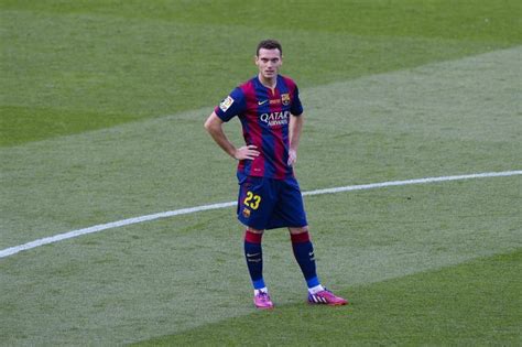 arsenal news thomas vermaelen ordered to give back champions league