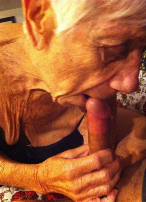 Professional Blowjob From 90 Year Old Granny Margot 81
