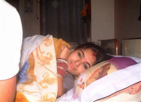 girls sleeping indian bhabhi picture