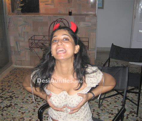 Hot And Cute Indian Hostel Girls Photos