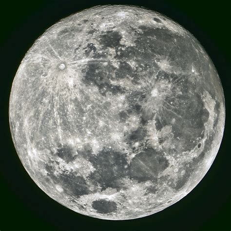 La crescita dei capelli, tuttavia, è un fenomeno complesso che non ha correlazione con le fasi lunari, perciò, per smentire uno dei luoghi comuni più diffusi, . Luna: fasi lunari, struttura e movimenti | Studenti.it