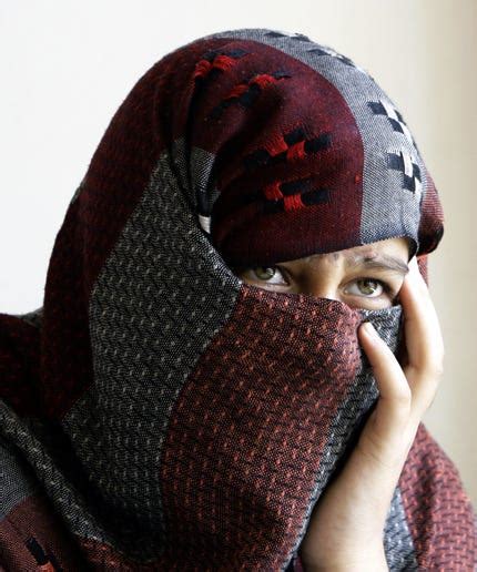 afghan woman nose cut off husband