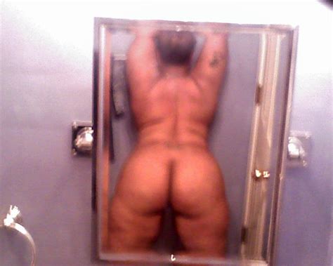 black milf nude selfies shesfreaky