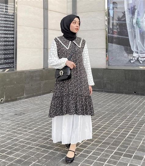 4 Inspirasi Korean Style Hijab Untuk Tampil Feminim Ootd Keren