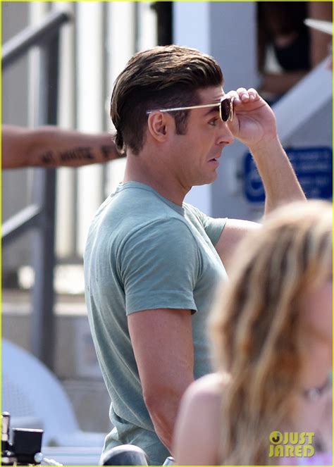 Zac Efron Introduces Baywatch Character Meet Brody