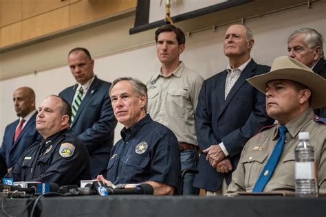 texas gun laws governor greg abbott issues 8 executive orders after el