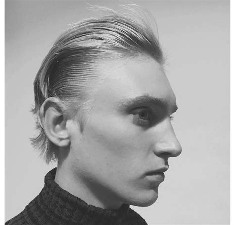 20 Classic Men S Hairstyles With A Modern Twist