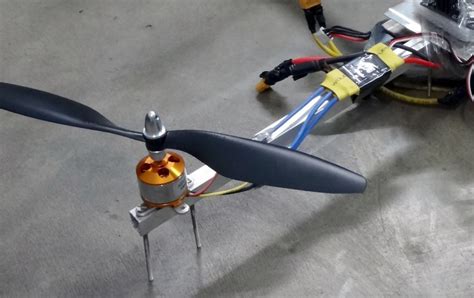 drone motors information  driving force   quadcopters