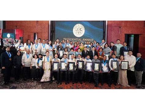 honoring     filipino diaspora   global pandemic