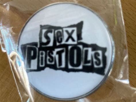 Sex Pistols Pin Anstecker Punk Metal Rock Band Kaufen Auf Ricardo