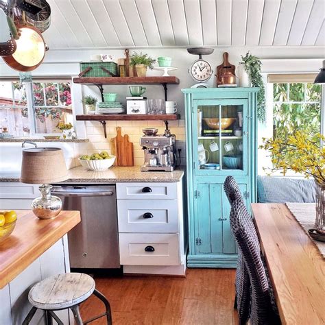 ways  create  charming cottage style kitchen shiplap  shells