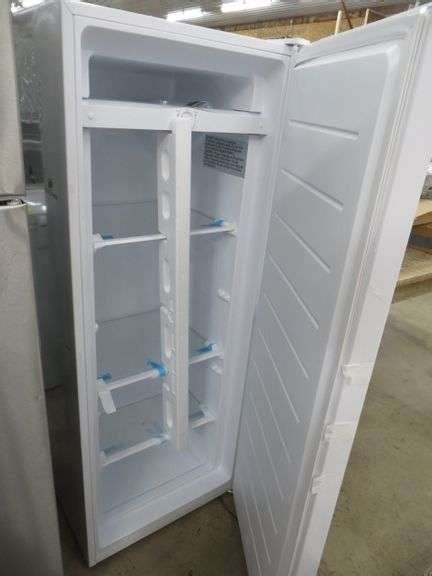 Insignia™ 7 Cu Ft Upright Freezer White Lambrecht Auction Inc