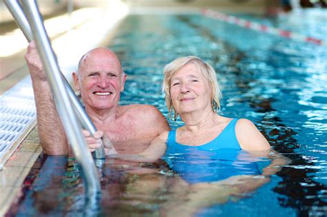 Adult Swimming Lessons Learn To Swim All Abilities Everyone Active