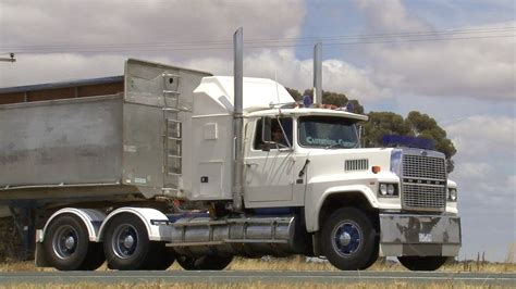 australian trucks   trucks  southern nsw youtube