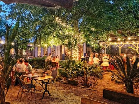 incredible restaurants    outdoor dining   orleans secret  orleans