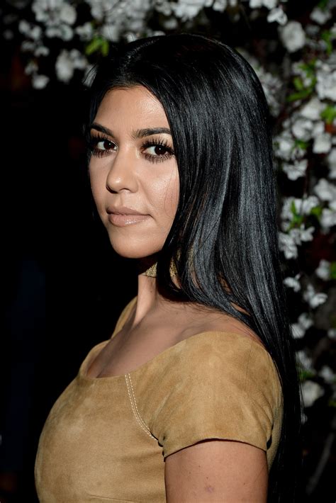 how to copy kourtney kardashian s makeup look from instagram because it