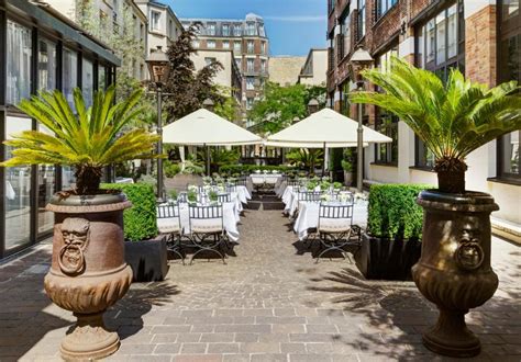 hotel jardins du marais paris france bookingcom