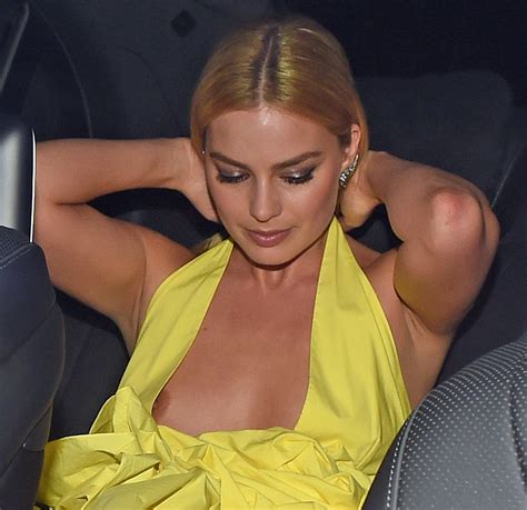 margot robbie nipple leaked nude thefappening pm celebrity photo leaks