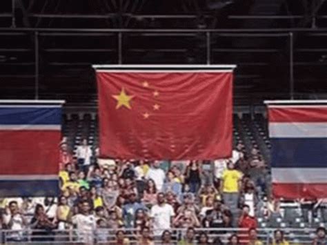 rio 2016 wrong chinese flag used for second time during medal ceremony