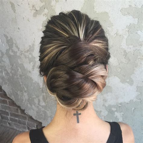 40 most delightful prom updos for long hair in 2016
