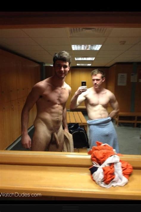 Naked Guys Selfies Straight Guys Naked