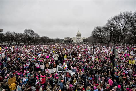 national archives apologizes for altering women s march