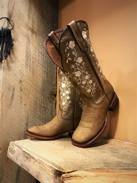 womens floral embroidery cowgirl square toe boots tan el potrerito weddingshoes cute