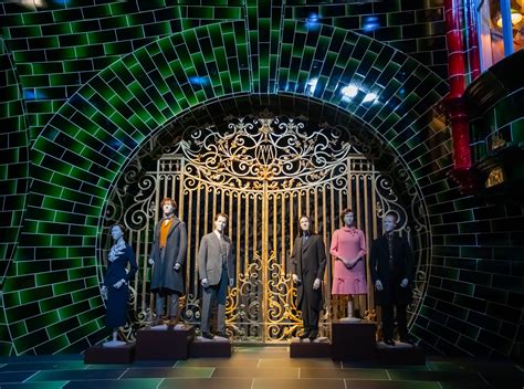 harry potter attraction  tokyo unveils ministry  magic blooloop