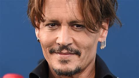 the real reason fans are showing their support for johnny depp