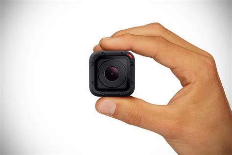 gopro hero session  smallest gopro  takes   cube form shouts