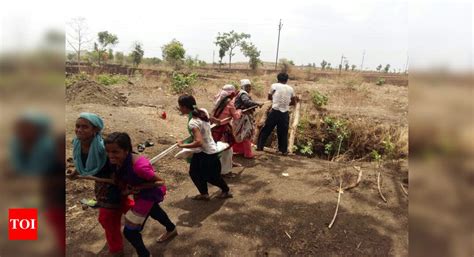 Madhya Pradesh Sisters Dig Well After Officials Ignore Father’s Plea