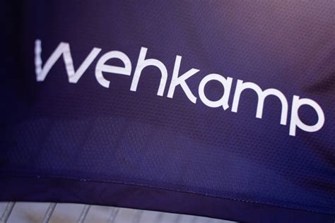 wehkamp verlengt sponsorschap en blijft zichtbaar op tenue peczwollenl