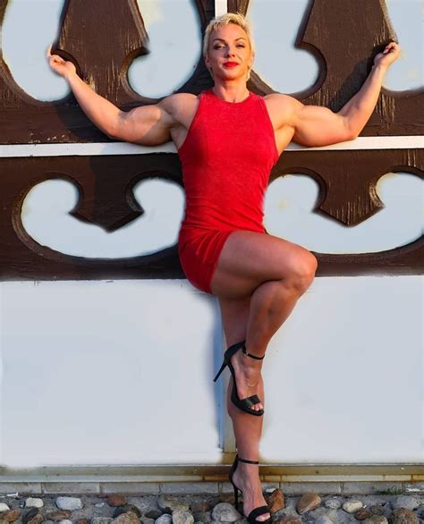 pin su fit muscle girl and milf