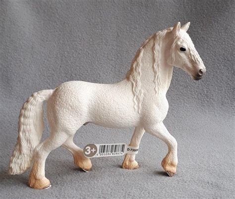schleich friesian stallion white animali cavalli
