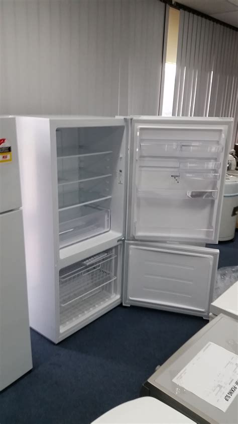 kelvinator kbmwa  fridge  discounted price sydney western suburbs