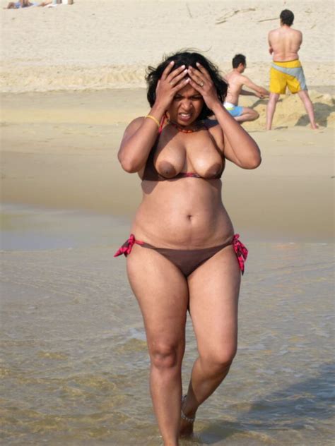 public exposed indian desi milf beach bikini flashing free porn