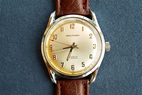 3 extremely affordable vintage watches from a venerable brand gear patrol
