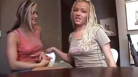 dreadlocks lesbian big tits fantasy fuck porndroids