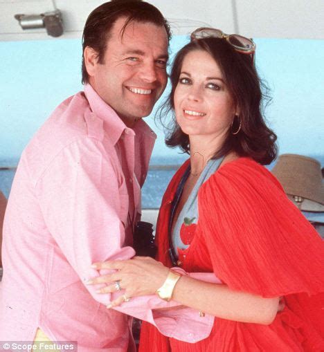 natalie wood s death robert wagner s silence and me by lana wood daily mail online