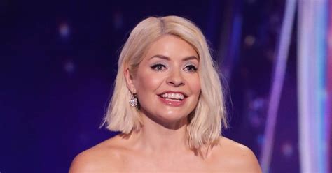 Holly Willoughby Pulled Out Of Dancing On Ice And Tests Positive For
