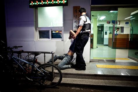 Korean Police Tire Of Being Abused By Drinkers