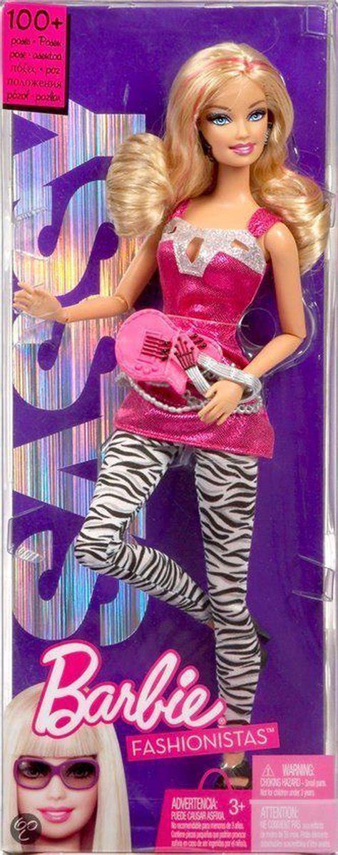Barbie Fashionistas Sassy Doll