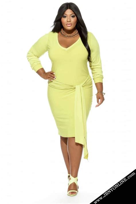 Curvy Girls Joanne Borgella Launches Her Own Collection The Curvy