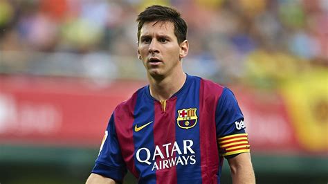 Lionel Messi Injury Barcelona Star Picks Up Knock Likely To Miss