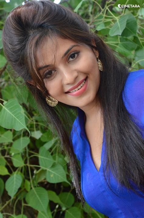 Anjali Desi Actress Anjali Hot Side View In Blue Dress