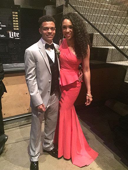 ohio son brings mother as date to prom