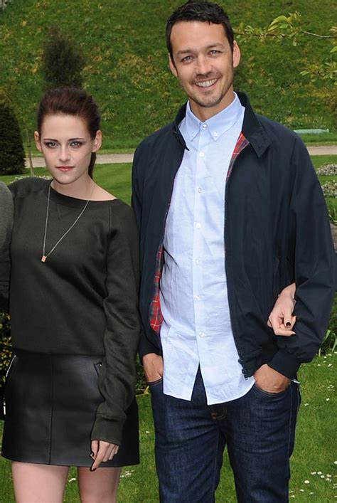 rupert sanders and kristen stewart cheating — paparazzi photos likely