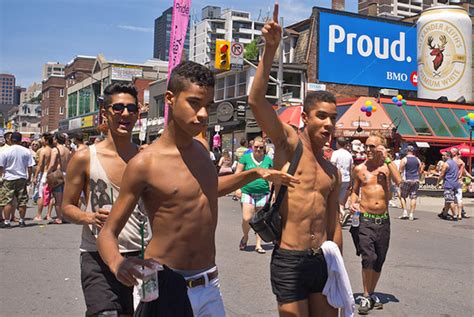 photos of the 2011 toronto pride parade