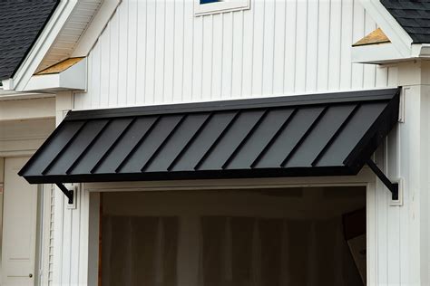 advantages  door  window awnings awnings md