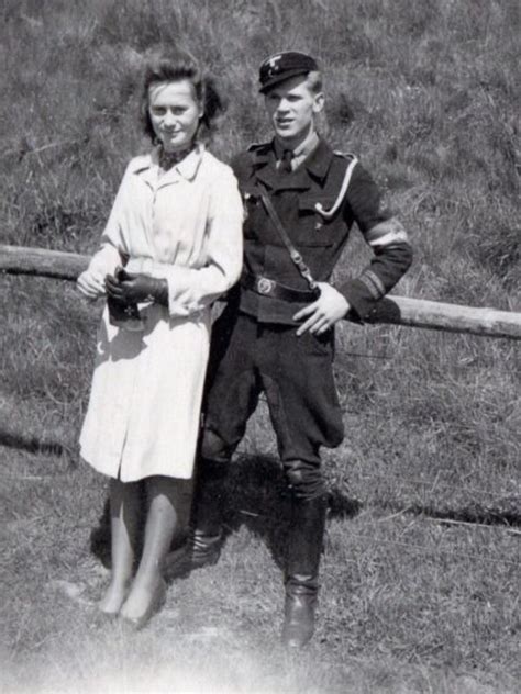 ww2 photo wwii portrait of wartime german couple world war two